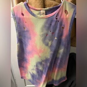 Size SM women tank. Barely worn, bought from a local boutique